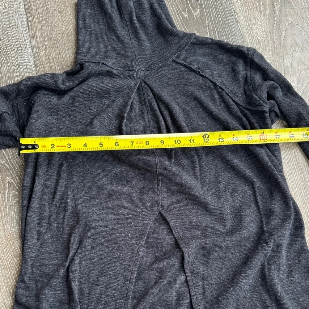 We The Free Open Back Dark Gray Turtleneck Sweater AO0364